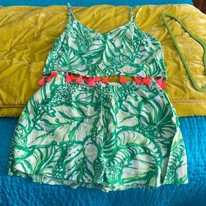 ADORABLE Lilly Pulitzer Palm Leaf two piece set!
